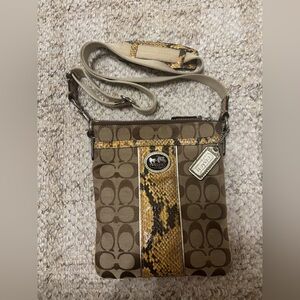 Coach Snakeskin Swingpack Crossbody purse